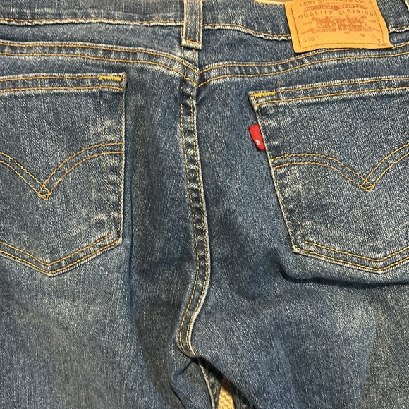 Jrs. Levi’s Superlow jeans - Picture 4 of 4
